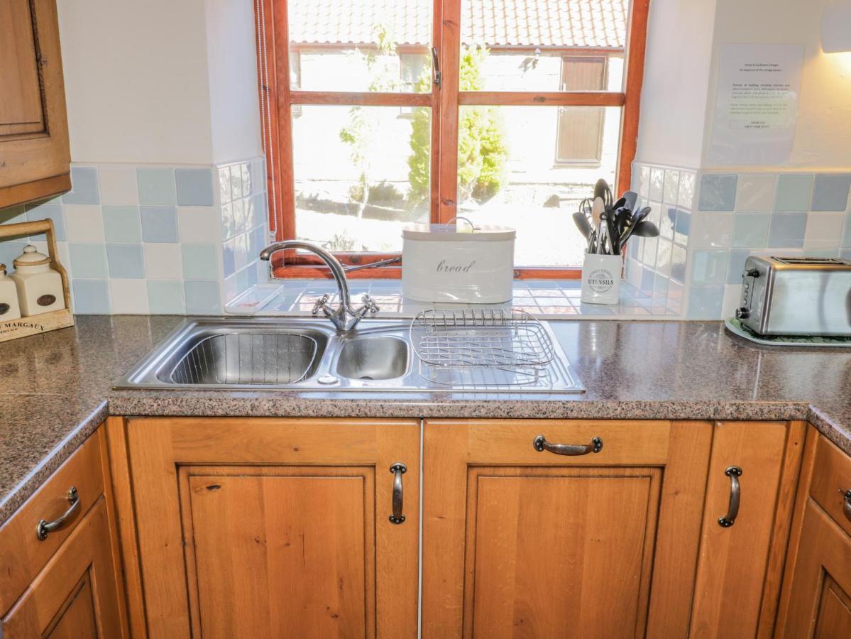 Danby Cottage Вітбі Екстер'єр фото